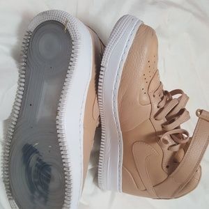 Size 10 Nike sneakers
